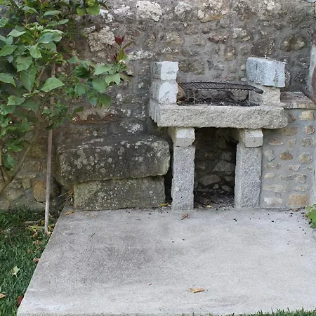 Casa Da Cerca Holiday home Fornelo