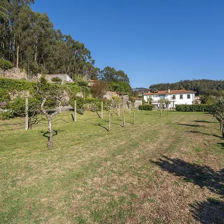 Casa Da Cerca * Fornelo